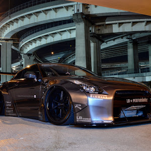 NISSAN GT-R R35