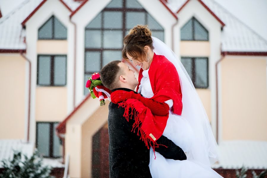 Fotografo di matrimoni Marina Grigorovich (marinyla). Foto del 22 gennaio 2018