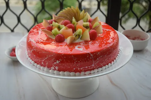 Strawberry Fresh Fruit Cake