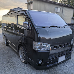 ハイエースバン KDH206V