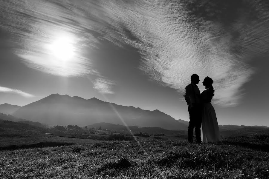 Fotografo di matrimoni Gus Adasi (elgranofoto). Foto del 30 aprile 2018