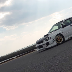 インプレッサ WRX STI GDB