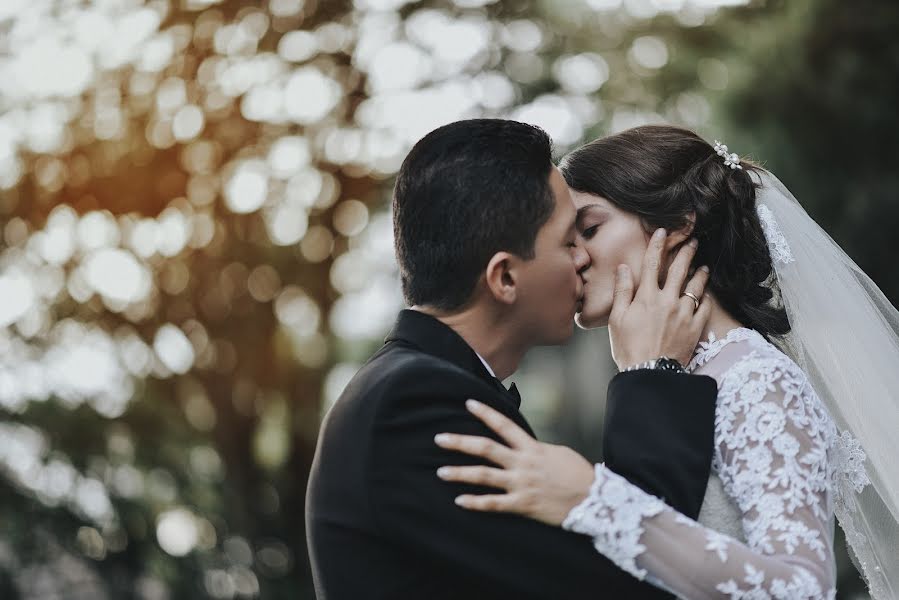 Fotógrafo de casamento Adri Jeff Quintero (adrijeff). Foto de 4 de agosto 2017