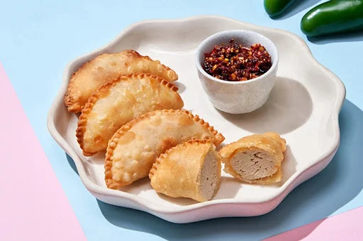 Cheesy Chicken Empanadas (4 pieces)