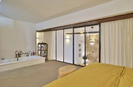 Apartment 5