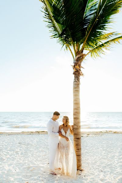 Fotógrafo de bodas Evgeniy Tarasov (tarasof). Foto del 14 de enero 2020