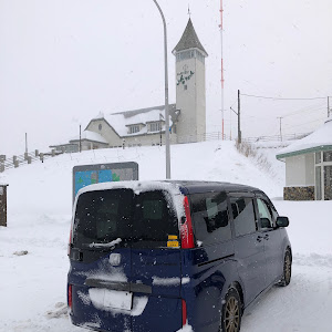 ステップワゴン RP2