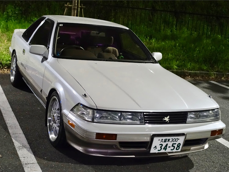 ソアラの車検・車高調整・シンプルイズベスト・TEIN 車高調・やっと黄砂まみれ洗車できたに関するカスタム事例の投稿画像1枚目