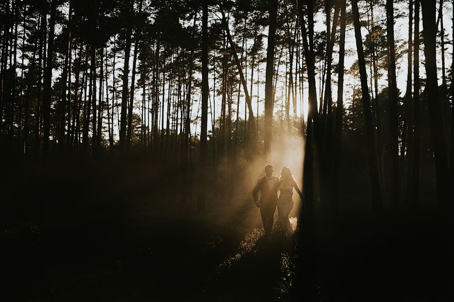 Jurufoto perkahwinan Michał Stojański (onelove). Foto pada 28 September 2022