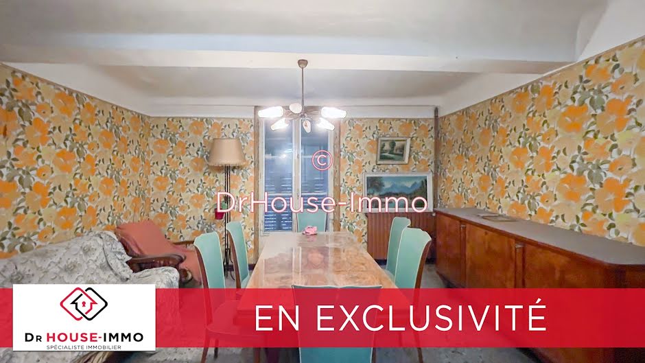 Vente maison 8 pièces 102 m² à Cabasse (83340), 159 000 €