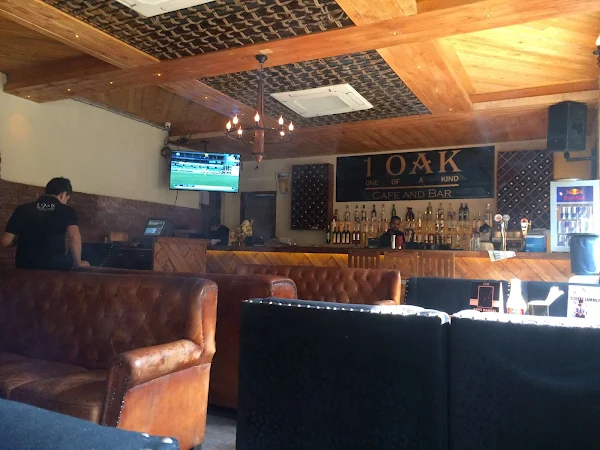 1 Oak Cafe & Bar photo 