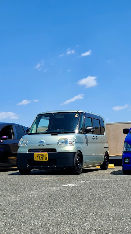 フィットの紫愛・洗車・オフ会・暇人の集まり・高井田に関するカスタム事例の投稿画像8枚目