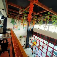 Kallyfso Cafe, Porwal road photo 3