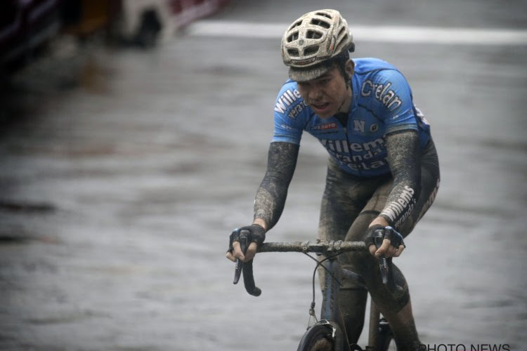 Het gaat snel voor Wout Van Aert: WorldTour-teams op de loer voor wereldkampioen veldrijden