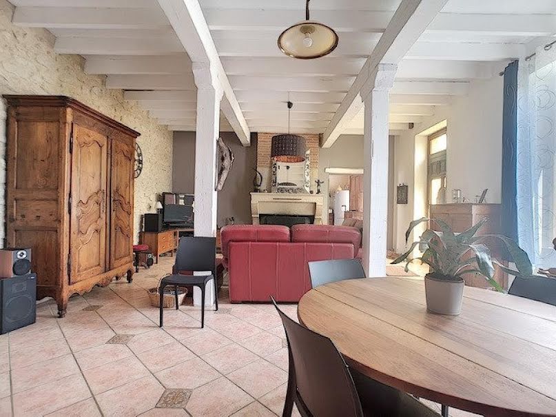 Vente maison 7 pièces 250 m² à Cérons (33720), 427 220 €