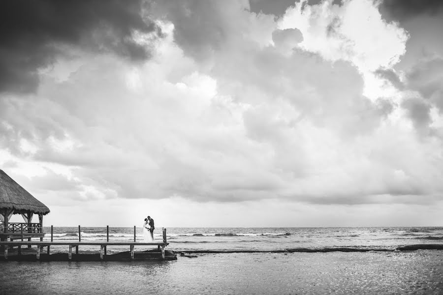 Svadobný fotograf Adrian Bonet (adrianbonet). Fotografia publikovaná 11. apríla 2016