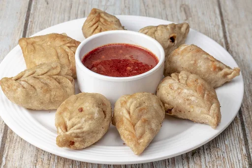 Veg Fried Momos [10 Pieces]