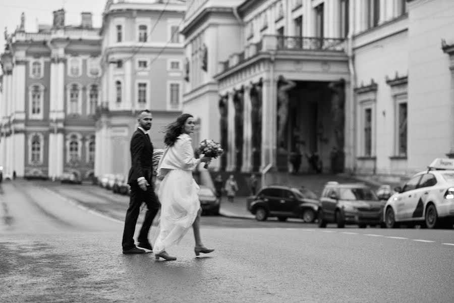 Wedding photographer Slava Peresvet (slavaperesvet). Photo of 6 January 2021