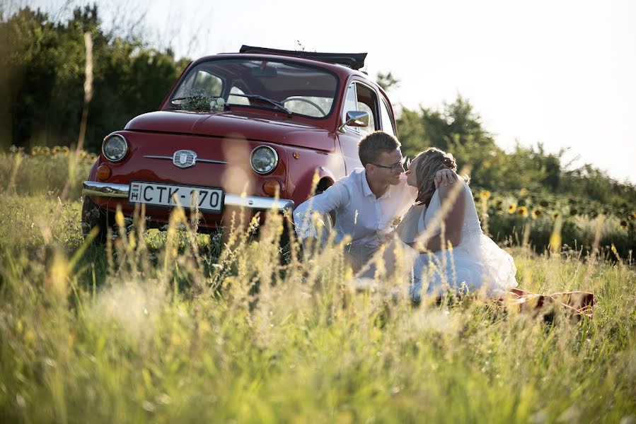 Wedding photographer Péter Szúdy (peterszudy). Photo of 19 December 2023