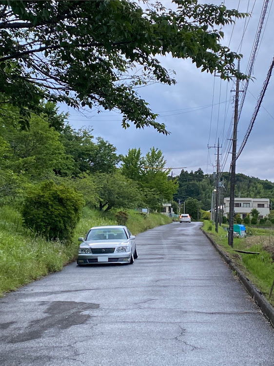 セレナの20セルシオ後期・梅雨の晴れ間・違法改造車取締期間・お友達欲しい・フォロー大歓迎に関するカスタム事例の投稿画像3枚目