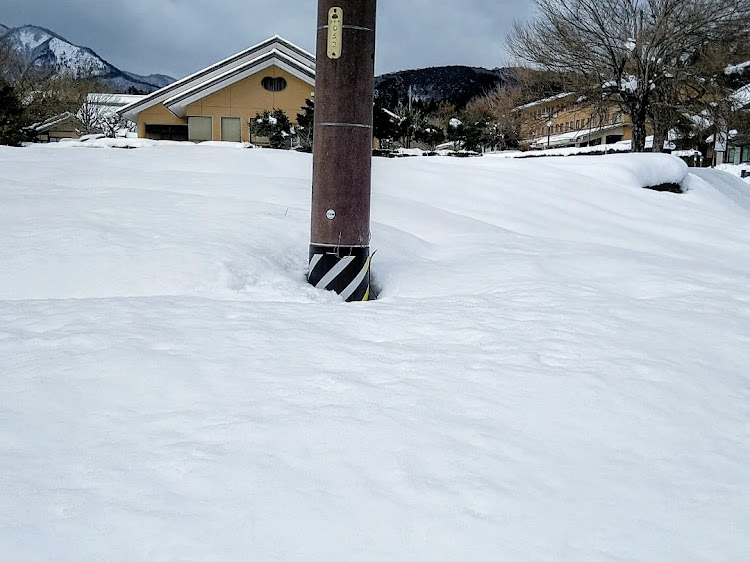 ウィッシュの車の写真が好きな人と繋がりたい・車が好きな人と繋がりたい・大雪・雪・雪だるまに関するカスタム事例の投稿画像4枚目