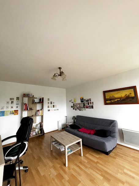 Location  appartement 2 pièces 56 m² à Chaumont (52000), 410 €