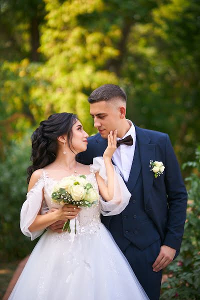 Wedding photographer Elena Ryazapova (elenaryazapova). Photo of 17 September 2023