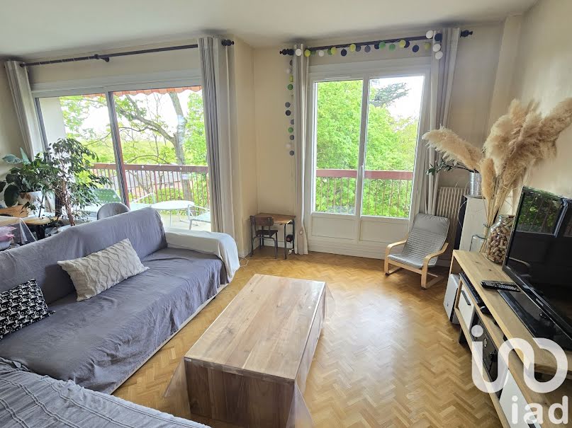 Location meublée appartement 4 pièces 100 m² à Orleans (45000), 1 100 €