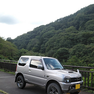 ジムニー JB23W