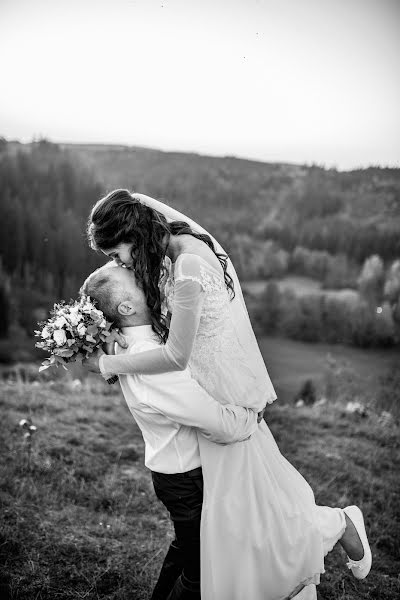 Fotografo di matrimoni David Lerch (davidlerch). Foto del 27 febbraio 2019