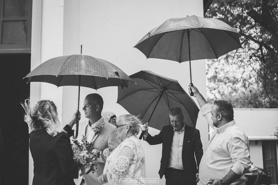 Fotógrafo de casamento Bruna Roos Fotografia (brunaroosfotogr). Foto de 10 de abril 2019