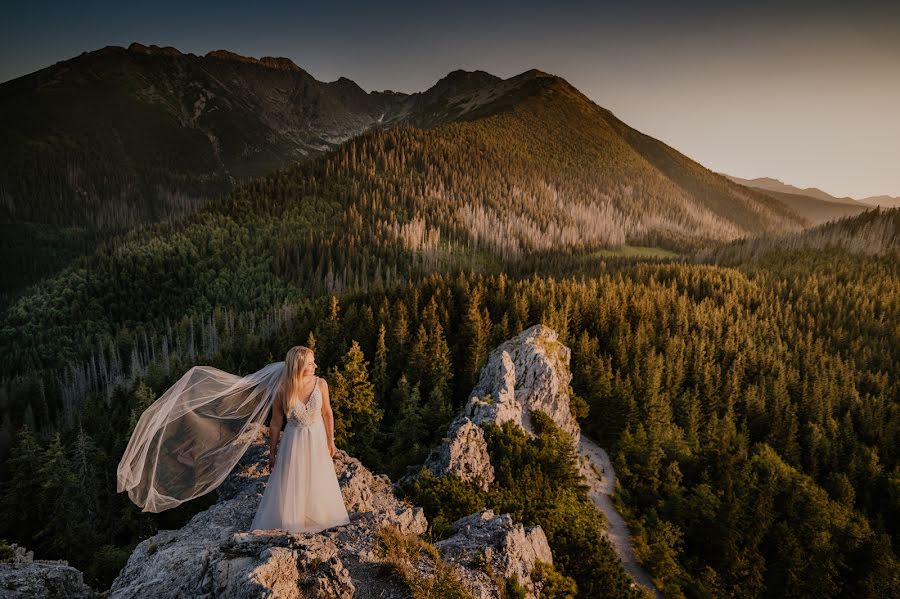 Pulmafotograaf Piotr Jamiński (piotrjaminski). Foto tehtud 22 juuli 2022