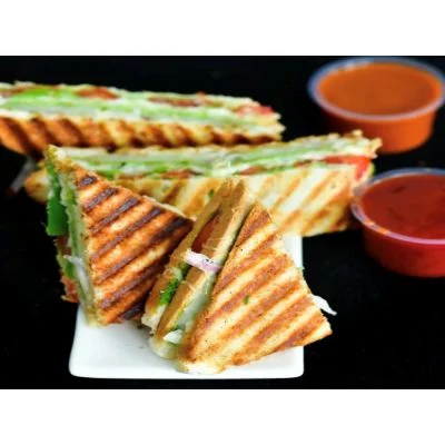 Three Layer Triangle Grilled Sandwich