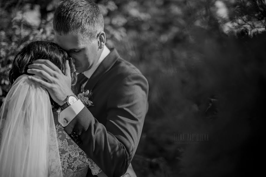 Wedding photographer Elena Partuleeva (mellwed). Photo of 30 June 2017