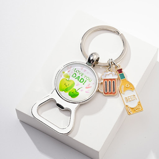 Title 4, Creative American Beer Keychain Pendant Bottle ...