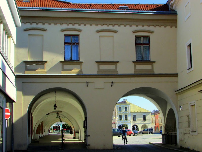 Por el Valle de la Puerta de Moravia: Lipnik - Helfstýn - Hranice - 'ENAMORAVIO' DE MORAVIA AUNQUE AL MUNDO LE DE RABIA (2)