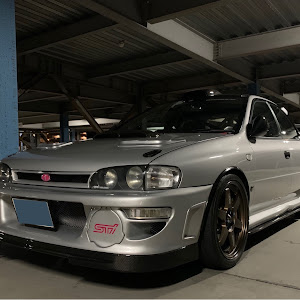 インプレッサ WRX GC8