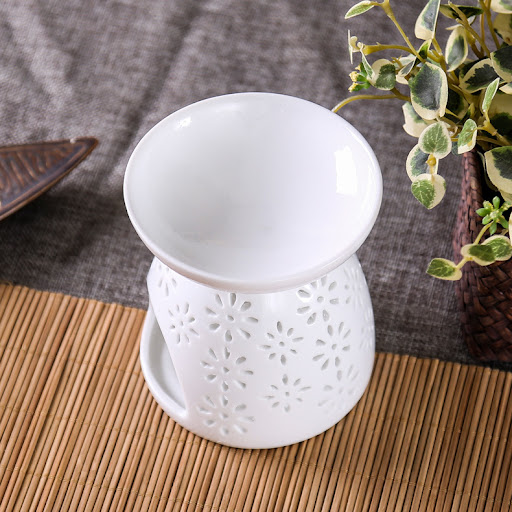 Title 3, Tang Feng Hollow Pure White Essential Oil Incen...