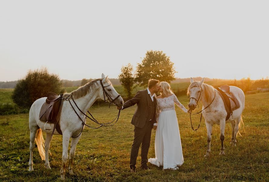 Fotograful de nuntă Kamila Kowalik (kamilakowalik). Fotografia din 30 martie 2019