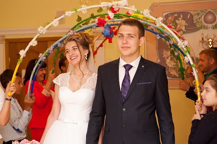 Fotógrafo de casamento Oleg Betenekov (betenekov). Foto de 18 de março 2017