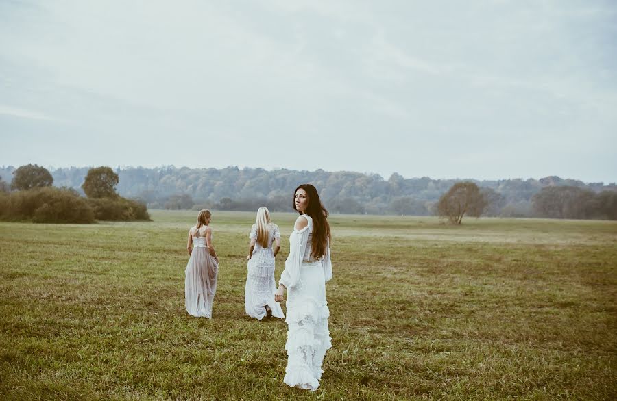 Svadobný fotograf Vika Aniuliene (vikaaniuliene). Fotografia publikovaná 5. marca 2019