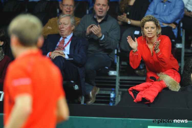 Prachtig! Clijsters breekt vakantie af om Elise te steunen