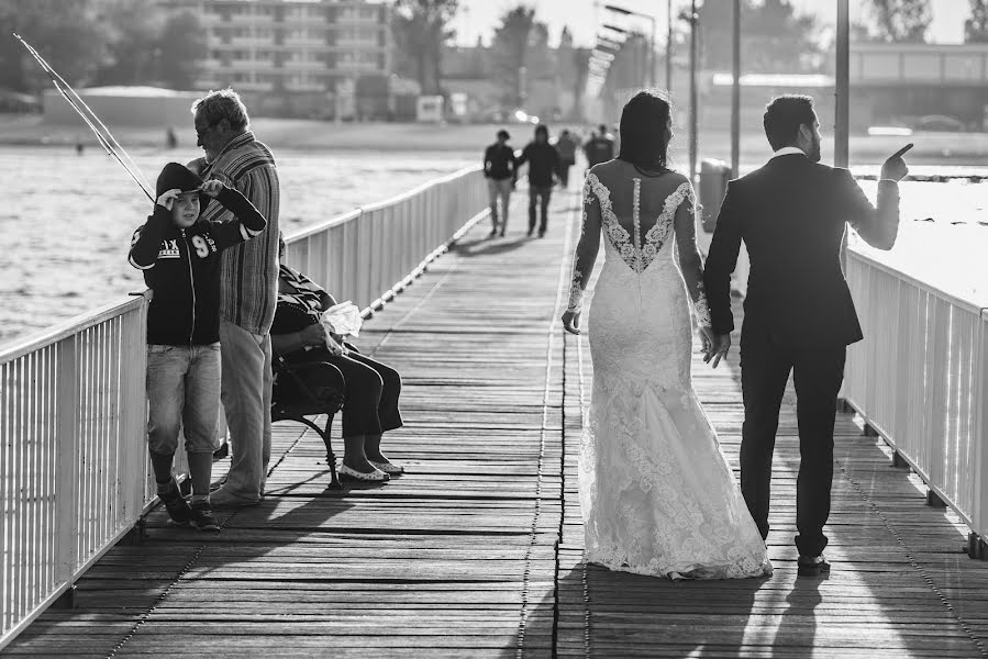 Fotografo di matrimoni Claudiu Arici (claudiuarici). Foto del 11 ottobre 2016