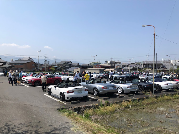 ロードスターのおちょぼミーティング・千代保稲荷神社・食べ歩きに関するカスタム事例の投稿画像6枚目