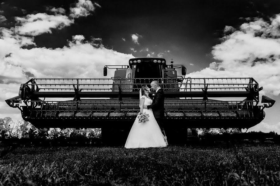 Fotografo di matrimoni József Márk Losonczi (losonczi). Foto del 15 giugno 2023