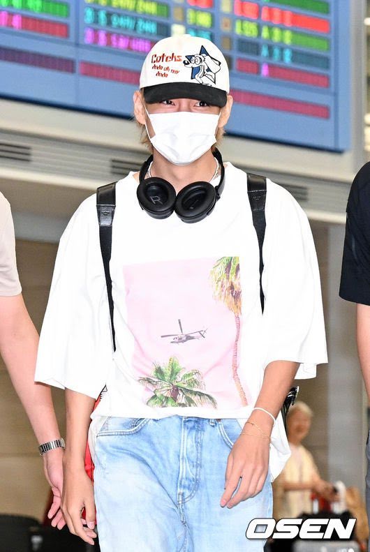 Netizens are in love with the 'airport fashion' styles of BTS's Suga