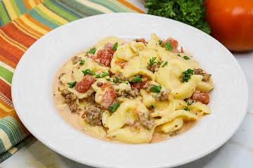 Crock Pot Cheese Tortellini and Sausage