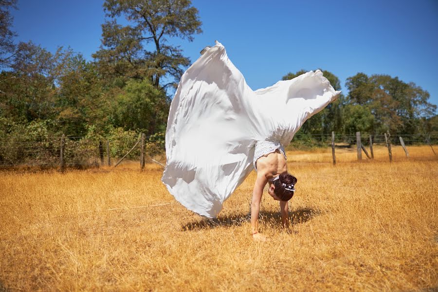 Wedding photographer Andres Carmona (bodasvillarrica). Photo of 29 January 2023