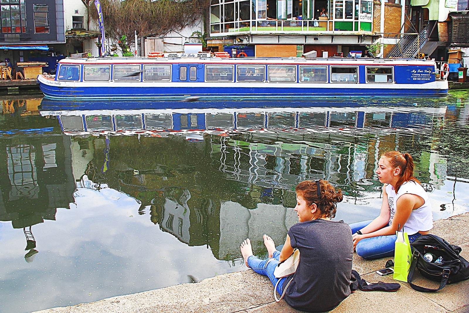 Break at Camden Lock di Carmelo Vecchio