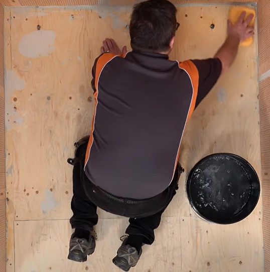 How to Waterproof a Shower Floor Using the Schluter Kerdi Shower Tray